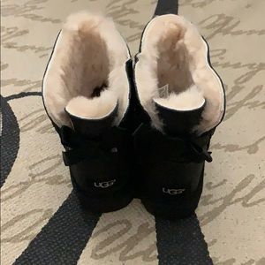 Ugg mini bailey II black sparkle boots